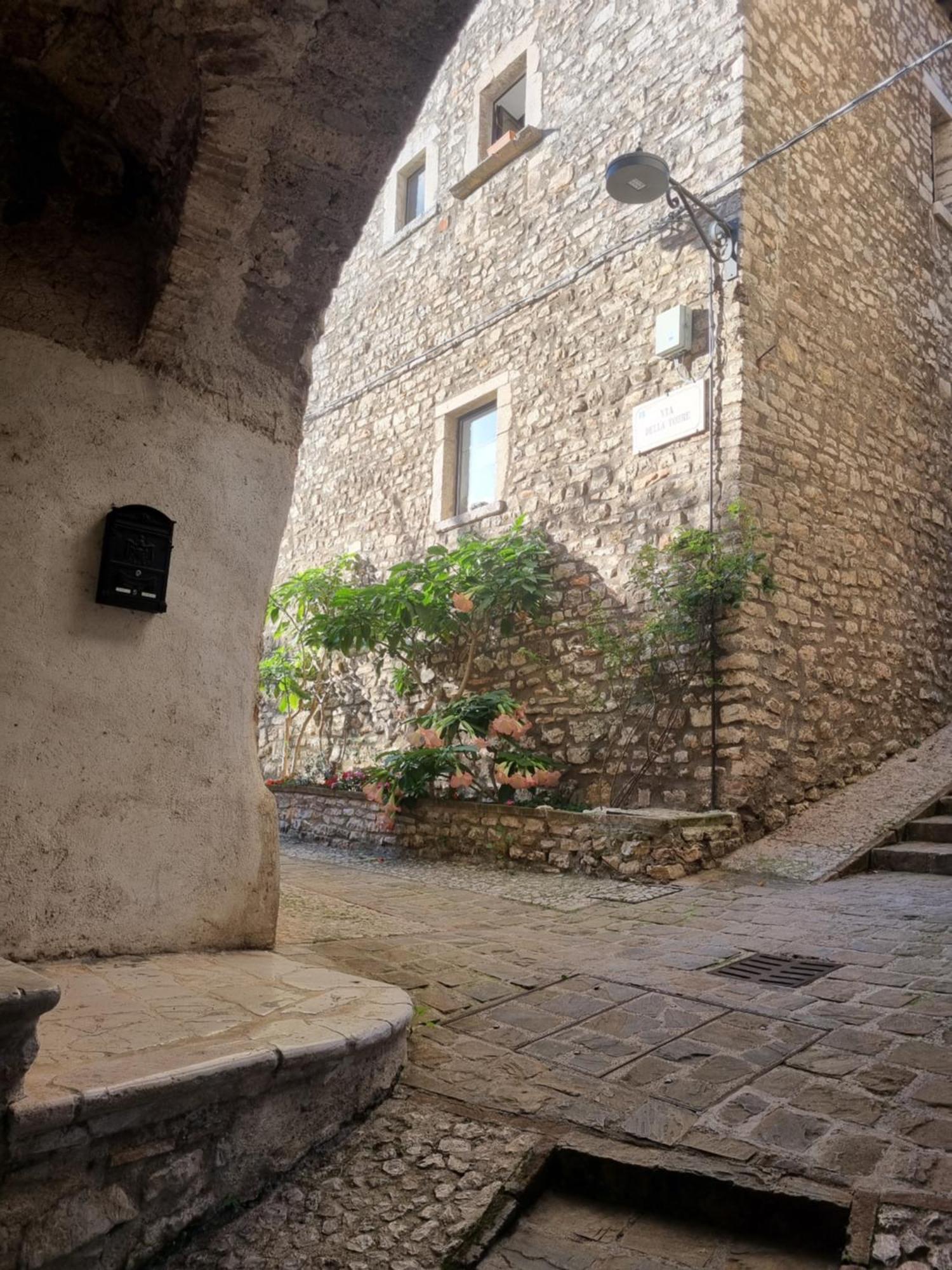 Cuore Del Castello Arrone المظهر الخارجي الصورة