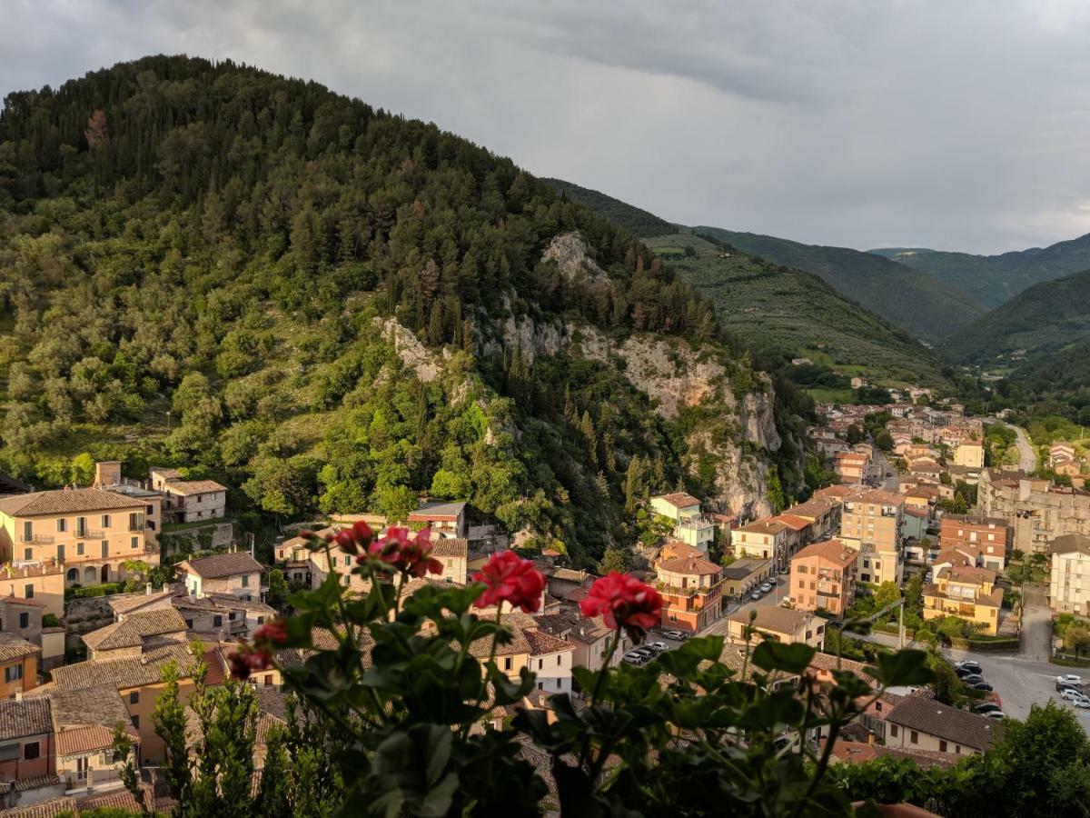 Cuore Del Castello Arrone المظهر الخارجي الصورة